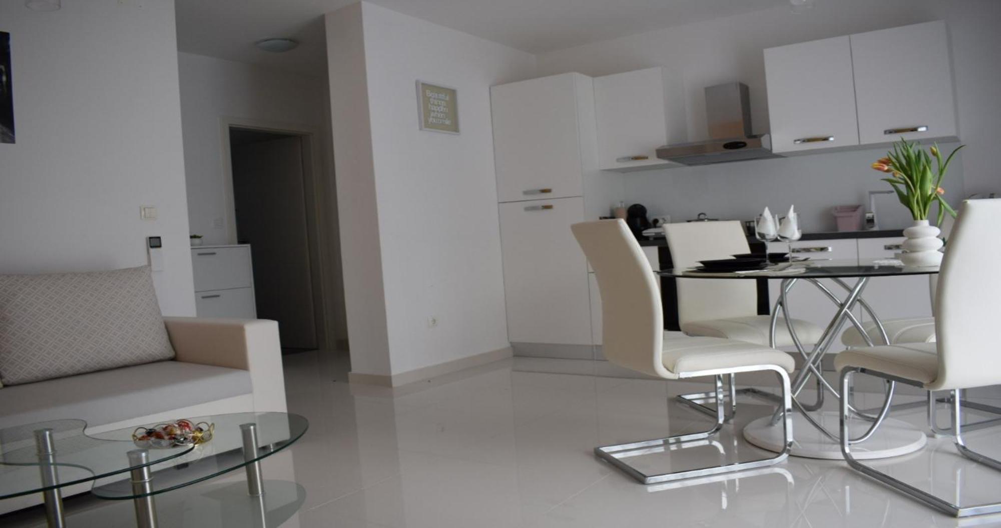 Apartmani Foresta Kras Kültér fotó